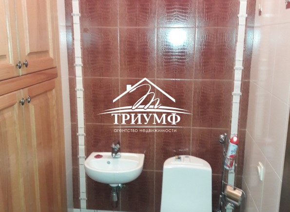 Продается квартира на Таврическом с евроремонтом 120кв.м.