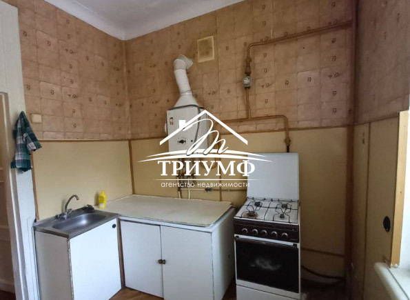 Сталинка в самом центре Херсона. ул. Суворова