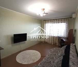 Любите захватывающий вид? Красивая панорама с балкона в 3-х комнатной квартире!