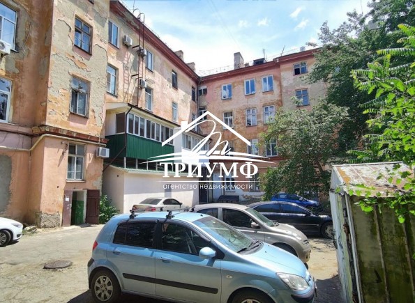2-комнатная сталинка с автономкой, Ушакова/Суворова!