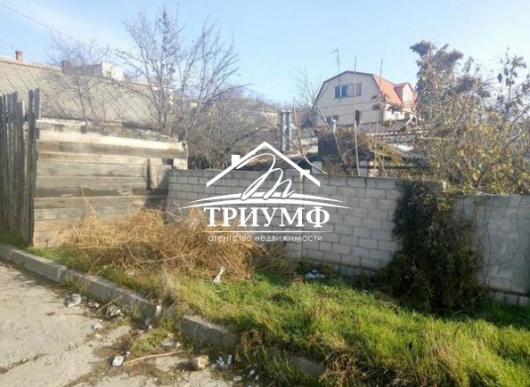 Участок правильной формы в Центре Херсона