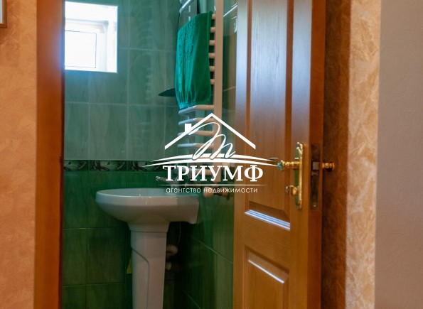 Отличный дом на Янтарном