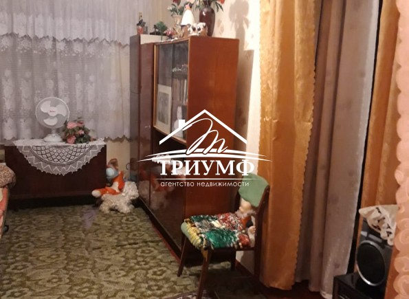 Добротный дом в Зеленовке