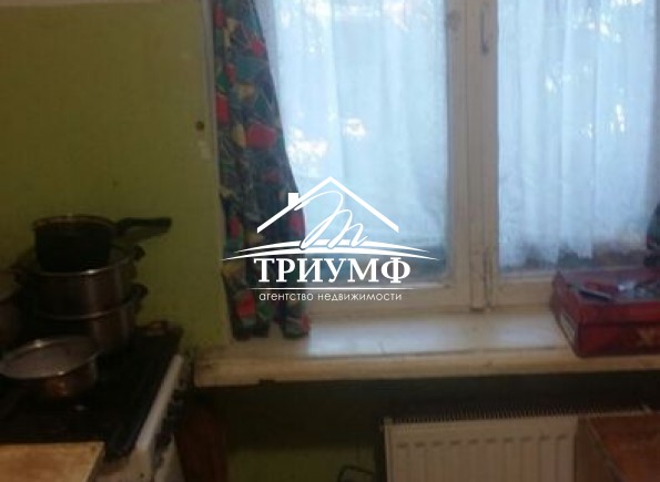Продается 2-х комнатная квартира в самом центре Херсона 1 этаж можно под Бизнес