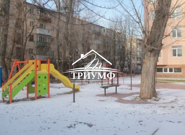 2-х комнатная в новом доме на Ушакова!