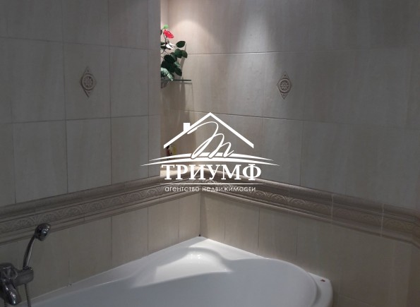 Продается квартира на Таврическом с евроремонтом 120кв.м.