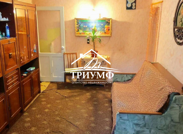 Самый Центр. Ушакова 3-х  комнатная.
