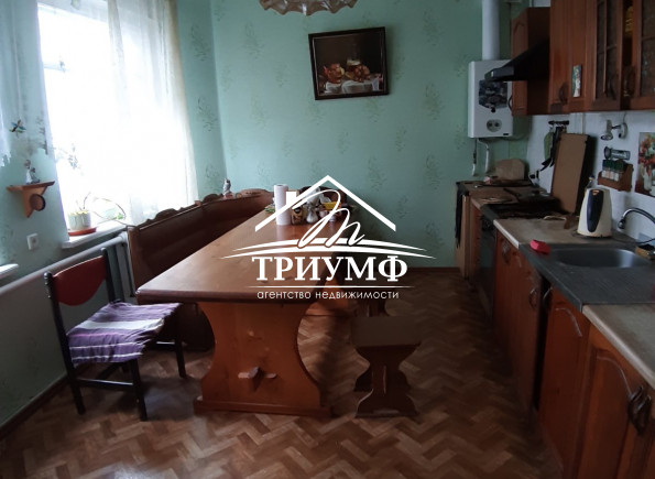 Продается 2-х этажный дом на Жилпоселке