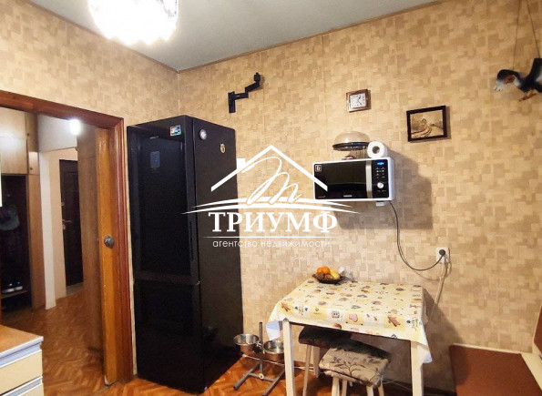Квартира улучшенной планировки на Новом Острове!