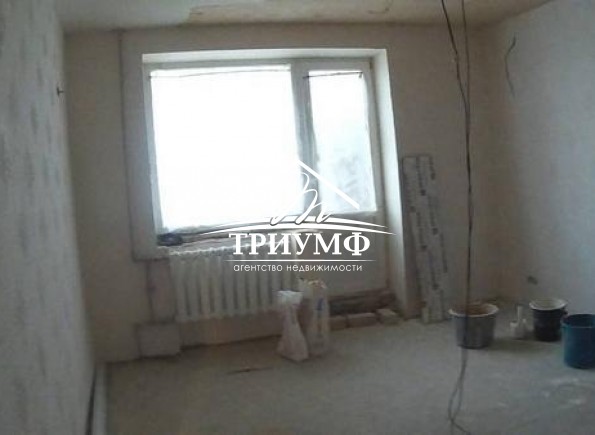 Квартира 68кв.м. на 1м этаже по улице Гагарина  в  квартале от проспекта Ушакова