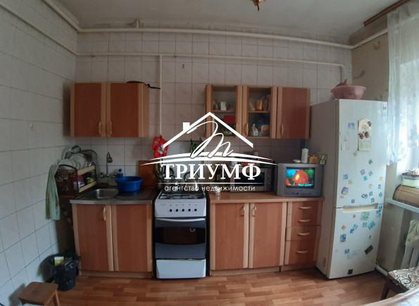 Дом в Зеленовке со всеми удобствами.