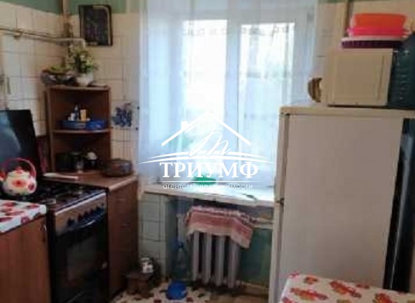 Двухкомнатная в Центре по отличной цене!!
