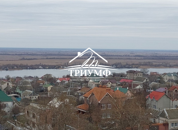 100кв.м.  с шикарным видом на Днепр