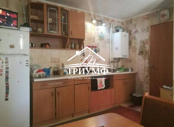 Два дома + гараж в районе Военка