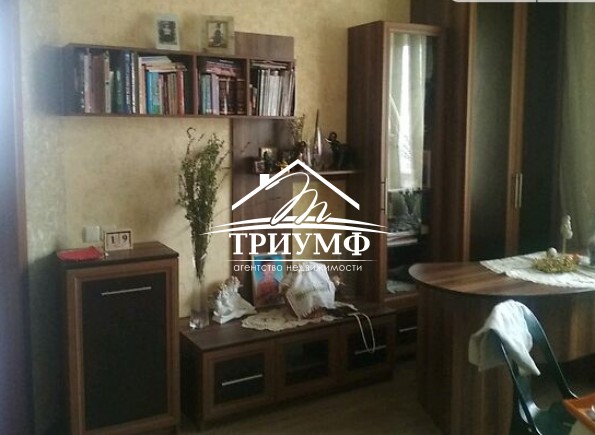 Продается двухэтажный добротный дом в п Зеленовка