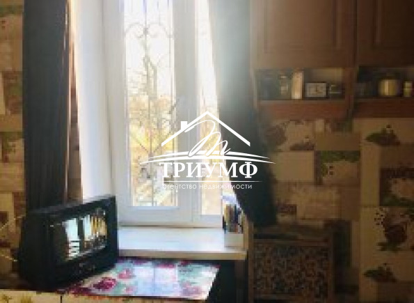 Продам однокомнатную квартиру на 1-м этаже ХБК!