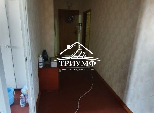 Продается 3-х комнатная квартира на Таврическом.