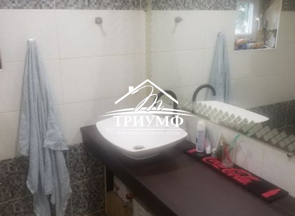 Продаю 2 дома на одном участке, Восточный